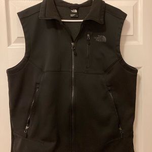 North Face Vest Large in great shape.